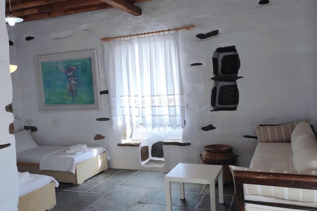 Fyrou- Serenity / Idyllic Traditional Experience Ferienhaus *